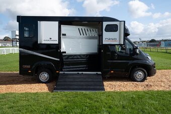 Unregistered Peugeot Boxer 335 L3 Horsebox