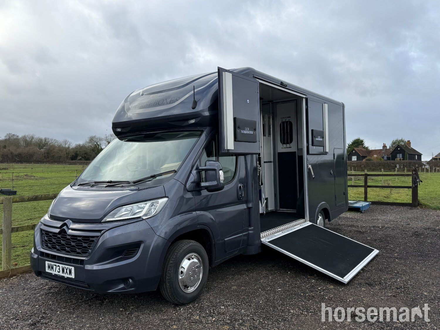 I.C.E Dynamic S Citroen Horsebox in 