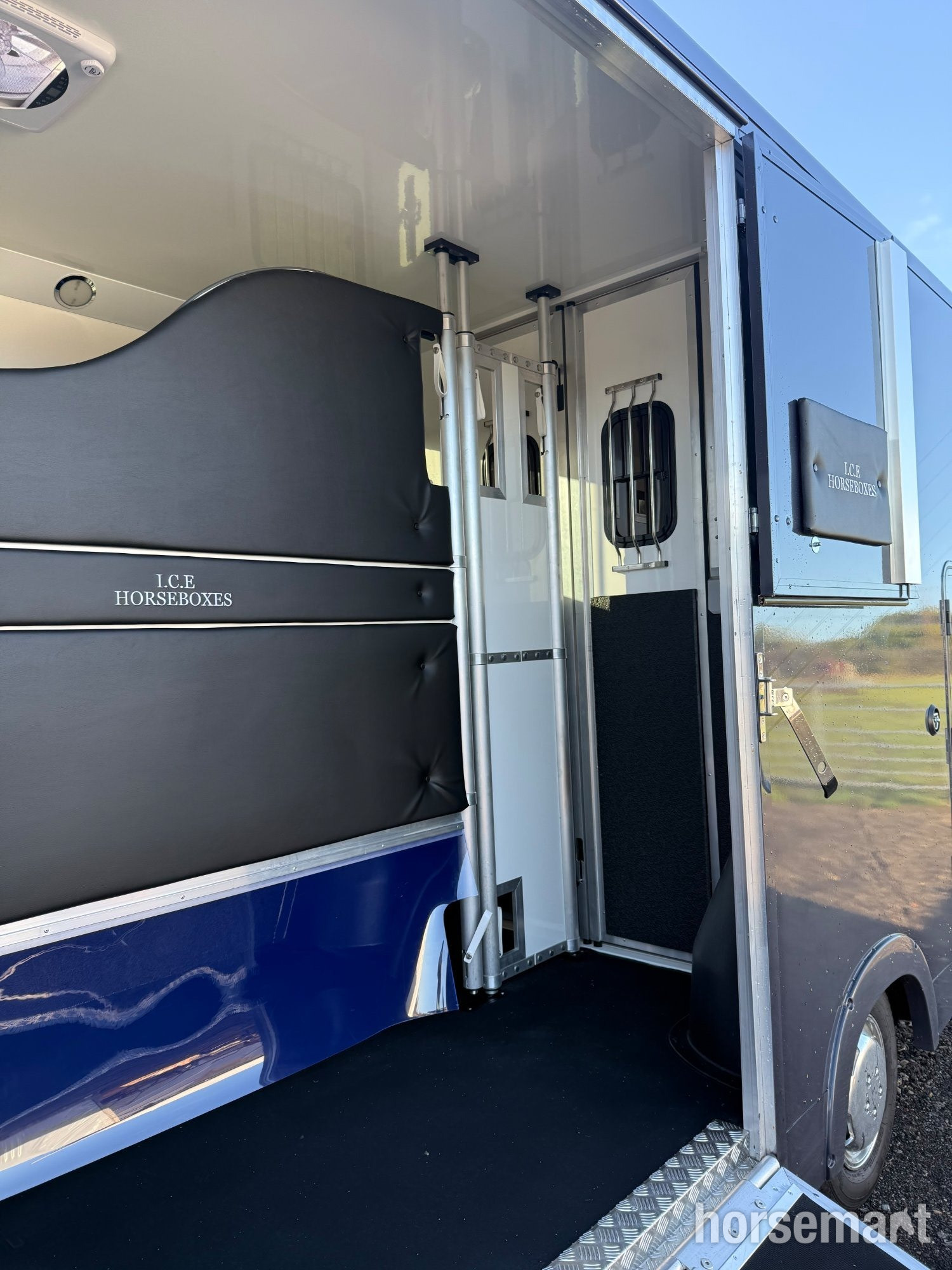 Horseboxes Up to 3.5 Tonnes - I.C.E Dynamic S Citroen Horsebox