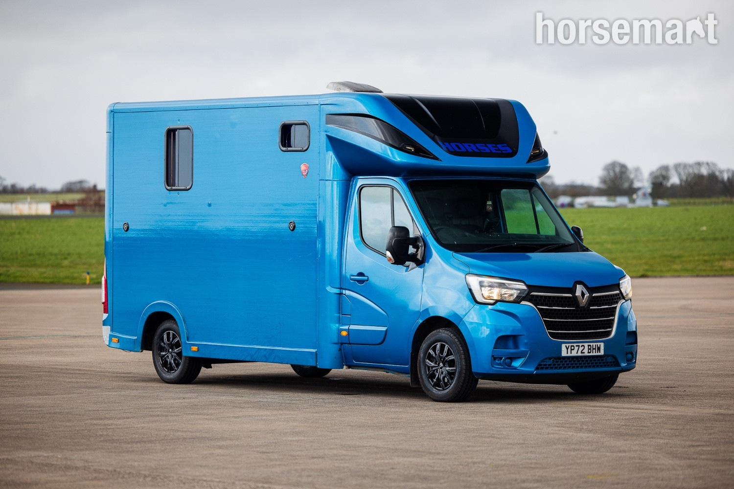 Horseboxes Up to 3.5 Tonnes - Regent  Renault Horsebox in 