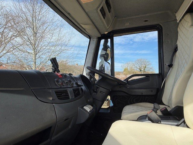 Hayling  Iveco Horsebox - Horseboxes Over 7.6 Tonnes