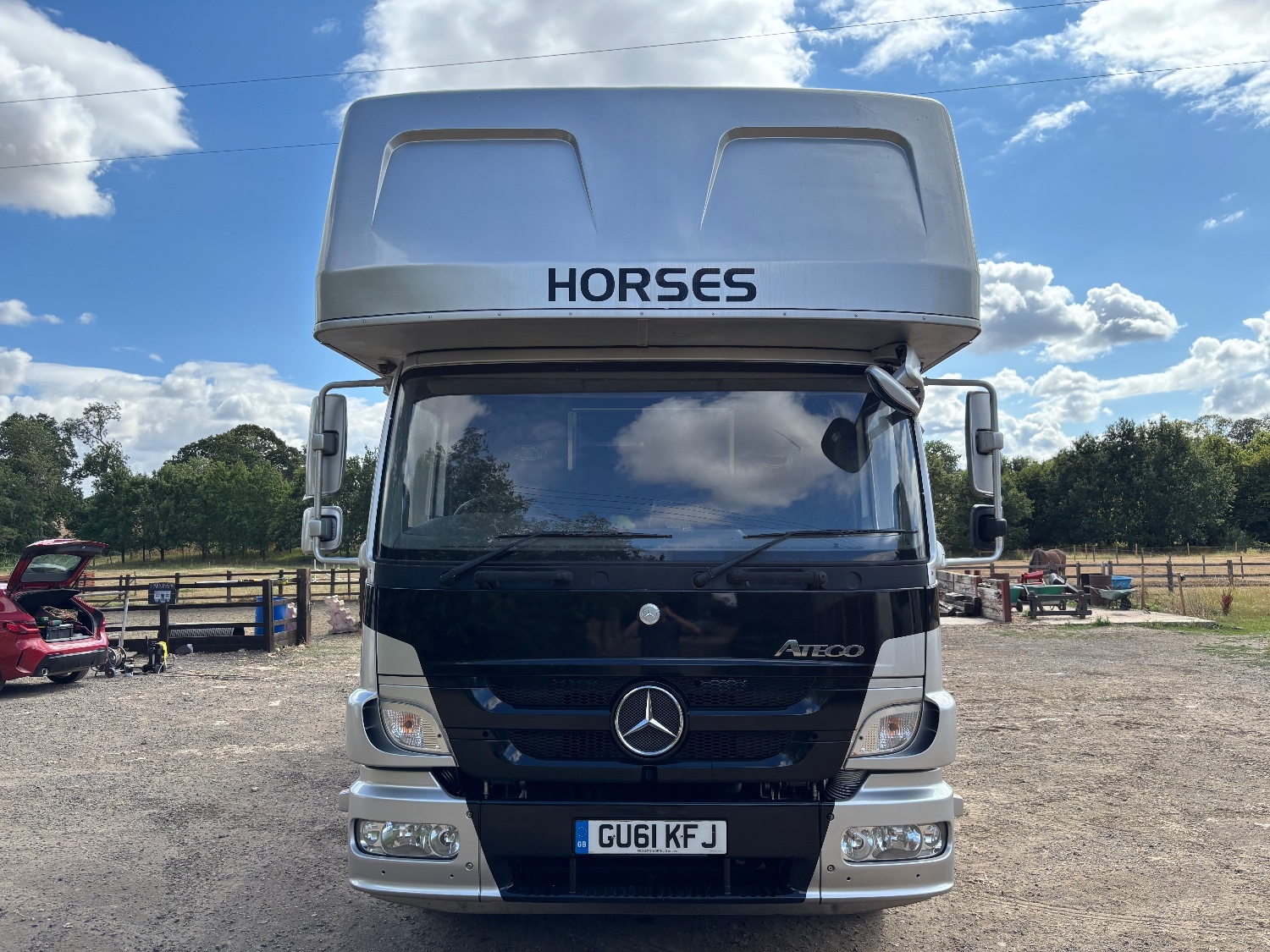 Hayling  Mercedes Horsebox - Horseboxes Over 7.6 Tonnes