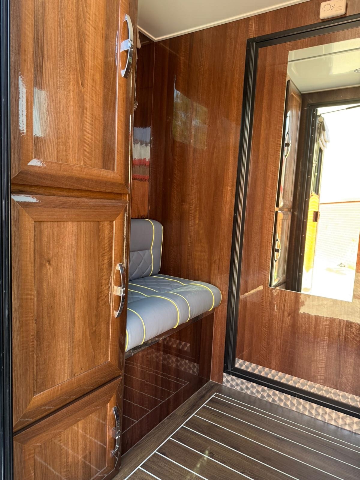 Horseboxes 3.6-7.5 Tonnes - Tatton Dayrider Professional Fiat Horsebox