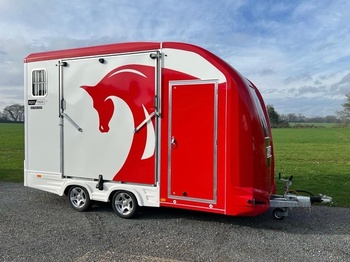 Equi-Trek Day-Treka Horse Trailer