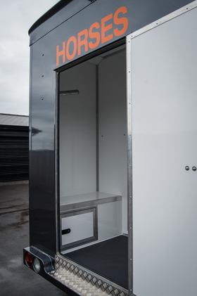 Horseboxes Up to 3.5 Tonnes - Hunter   Horsebox