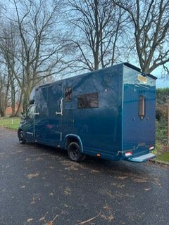 John Oates Vouge Vauxhall Horsebox - Horseboxes Up to 3.5 Tonnes