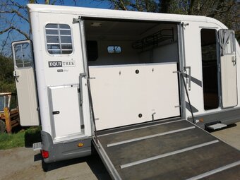 2015 Equi-trek Star Trekka Horse Trailer
