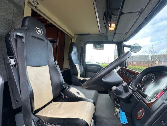 Lehel  Man Horsebox