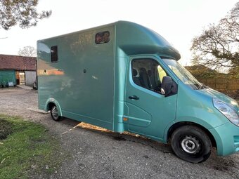 Owens Vauxhall Horsebox
