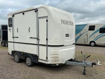 Equi-Trek space treka Horse Trailer