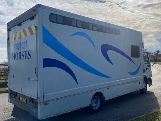 Horseboxes 3.6-7.5 Tonnes - TS Harker  DAF Horsebox