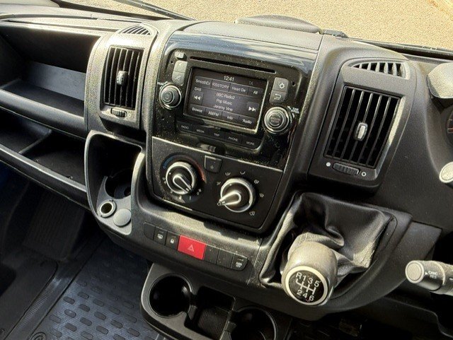  Select Pro Long Stall Citroen relay 3.5 ton Horsebox