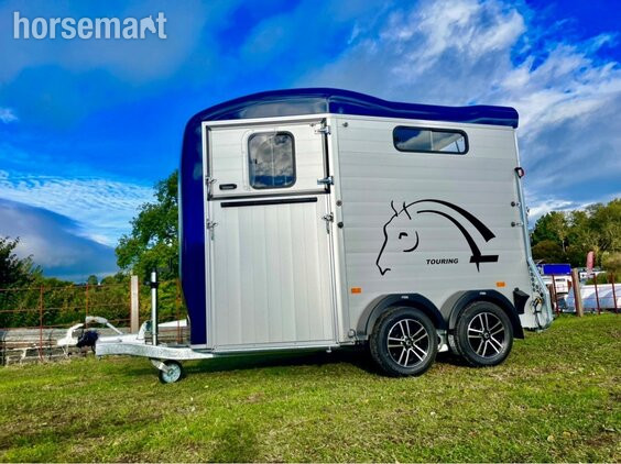  Cheval Liberte Touring Country  Horse Trailer