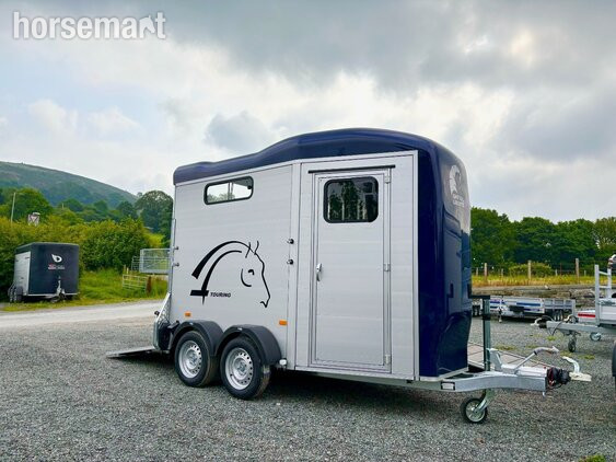Cheval Liberte Touring Country  Horse Trailer 