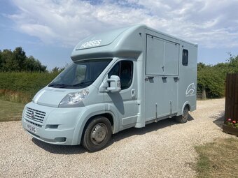 Fiat DUCATO 3.5T Horse Box Horsebox