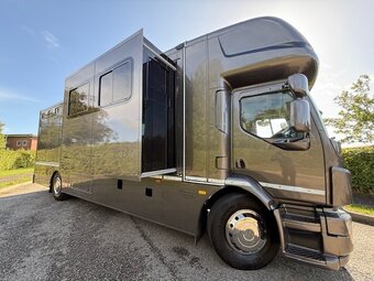 Oakland  Volvo FL Horsebox