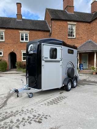 Cheval Liberte Touring Country Up to 3.5 tonnes Horse Trailer in 