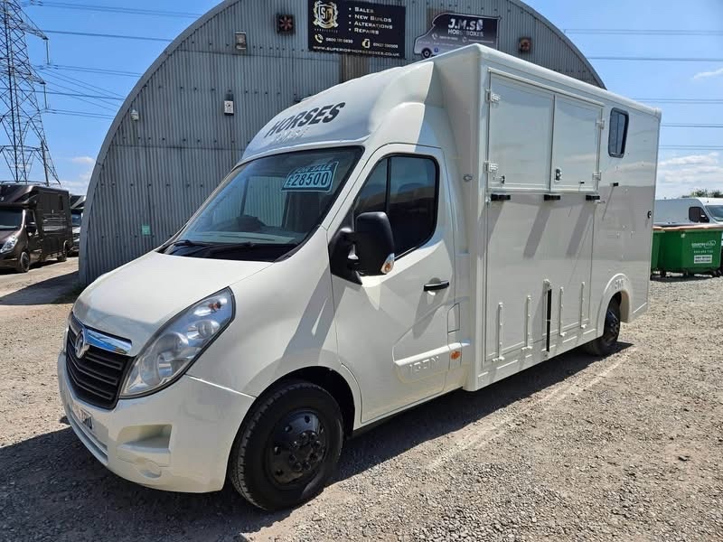  JMS Icon Vauxhall Horsebox