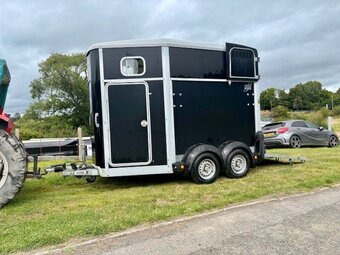 2018 Ifor Williams HB506 Horse Trailer
