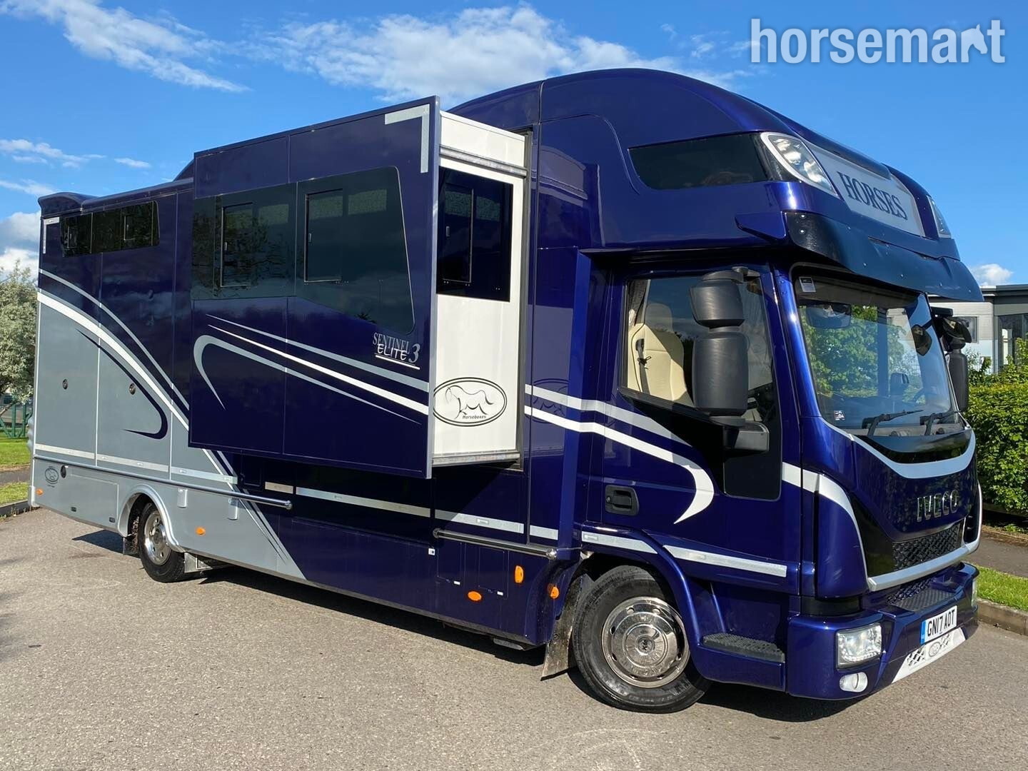 Horseboxes Over 7.6 Tonnes - Horsebox