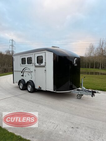 Cheval Liberte Maxi Living Horse Trailer
