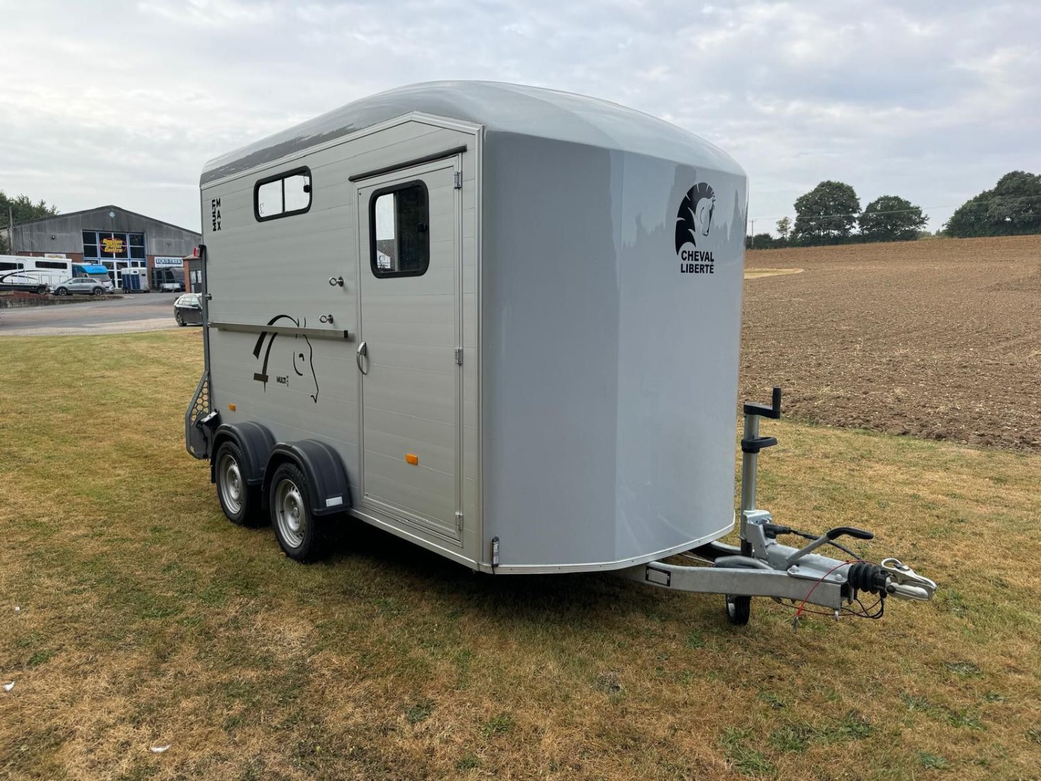 Cheval Liberte Multi Max  Horse Trailer - Horse Trailers in 