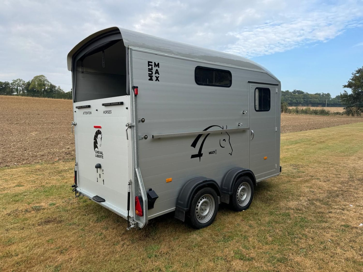 Horse Trailers - Cheval Liberte Multi Max  Horse Trailer in 