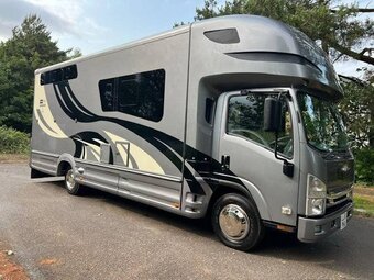 Equi-Trek Endeavour Excel Isuzu Trucks Horsebox