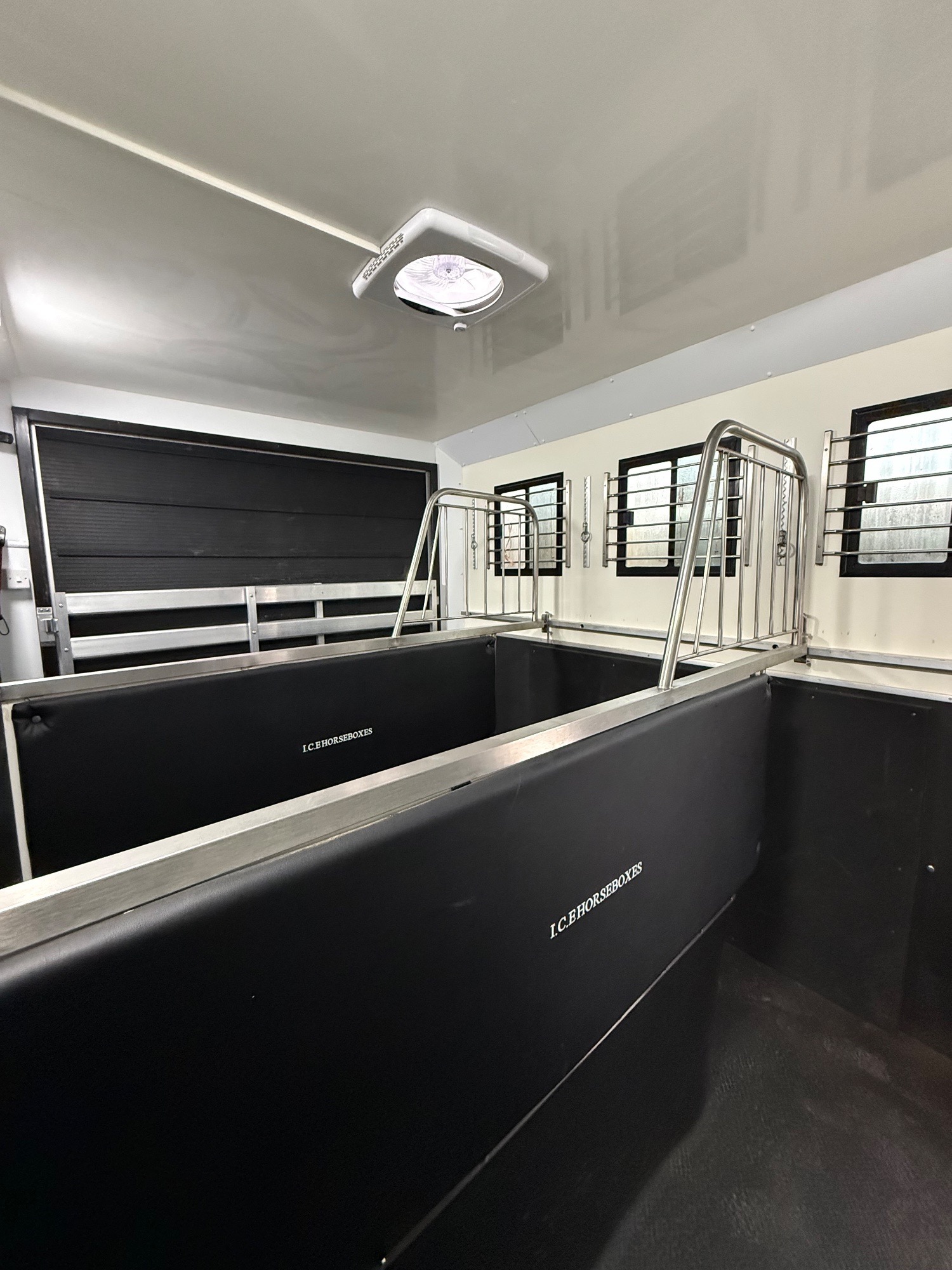 I.C.E Vogue DAF Horsebox 