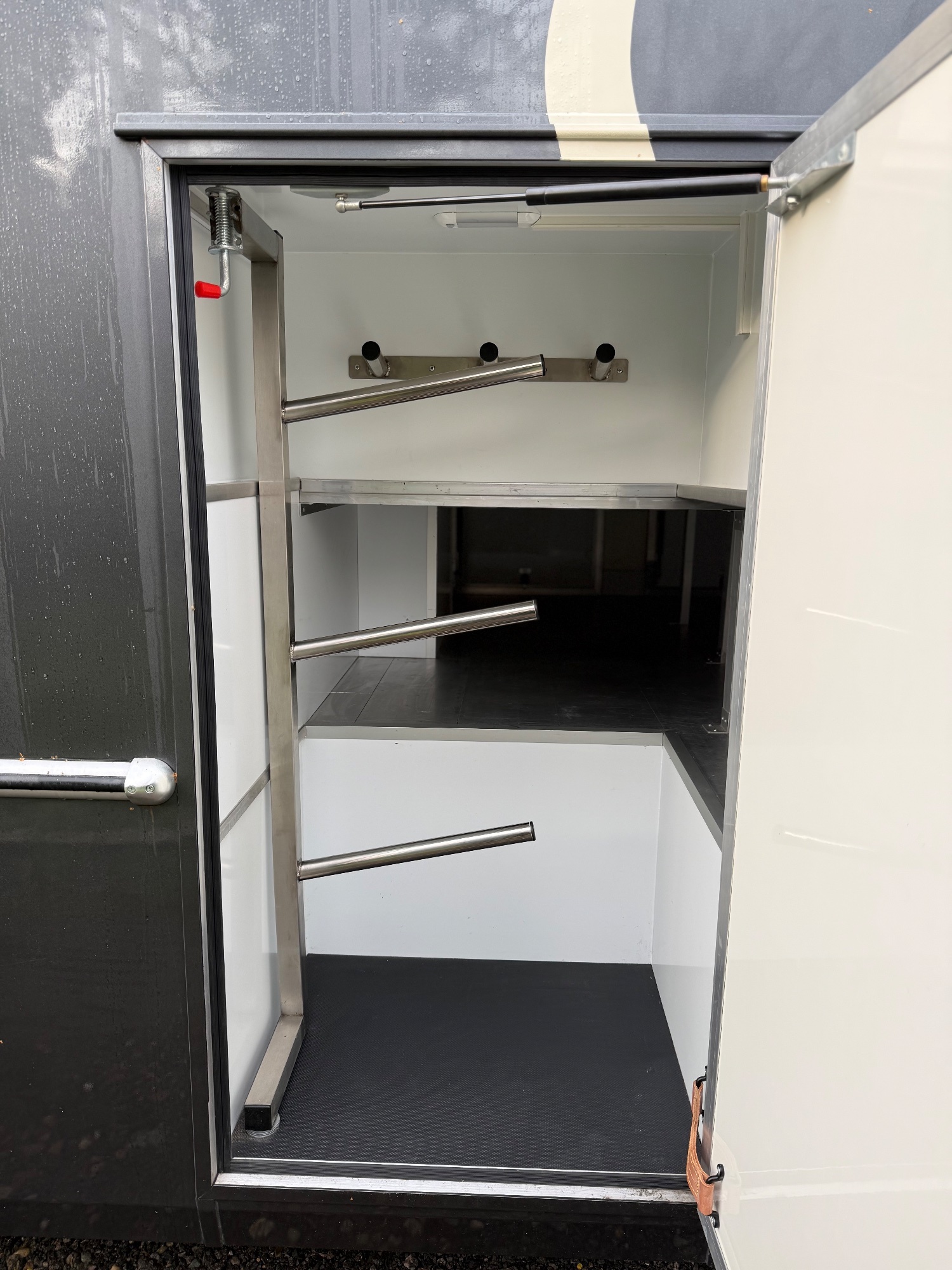 Horseboxes 3.6-7.5 Tonnes - I.C.E Vogue DAF Horsebox in 