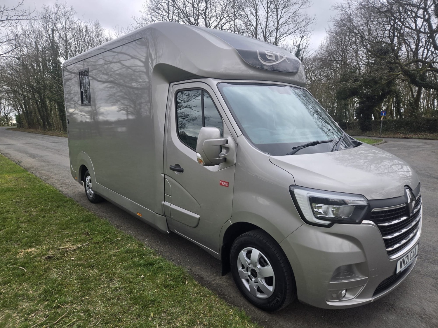 Stephex  Renault Horsebox - Horseboxes Up to 3.5 Tonnes
