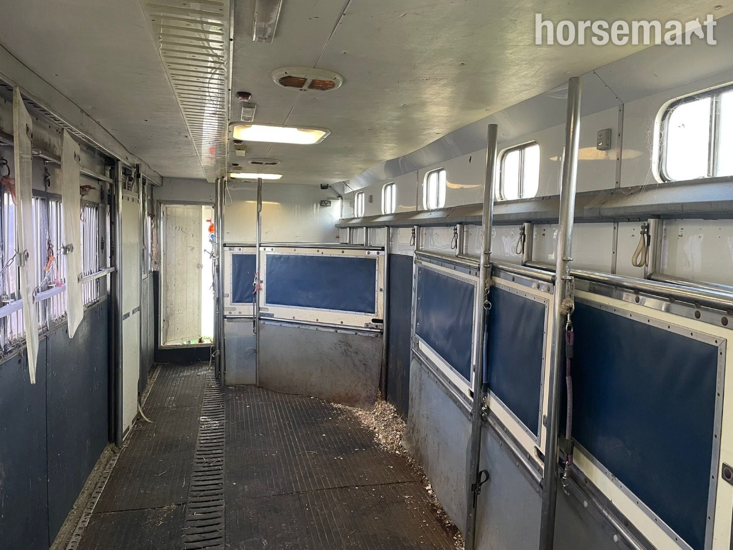  Oakley Supreme Volvo Horsebox