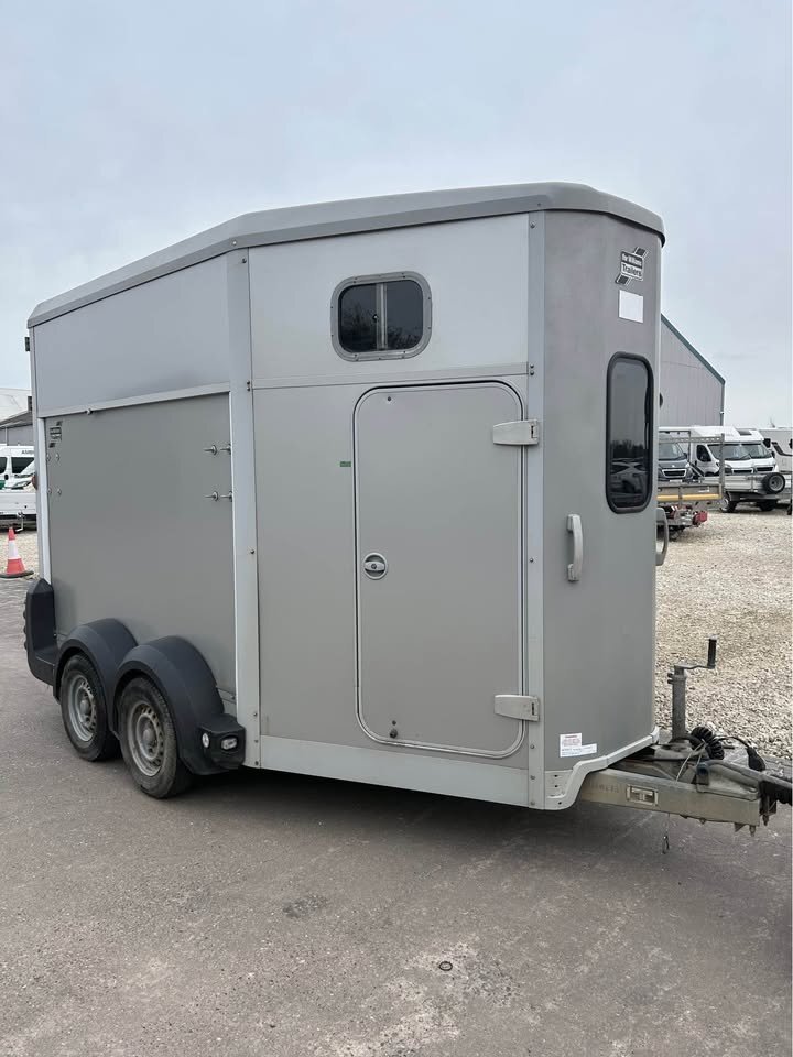  Ifor Williams HB511  Horse Trailer