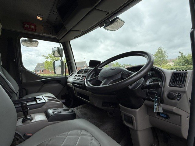 Andrew Maudsley Majestic 4 DAF LF Automatic Horsebox 