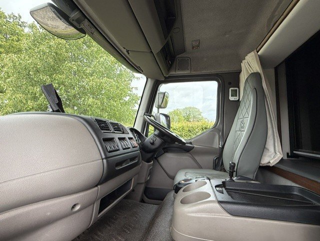 Horseboxes Over 7.6 Tonnes - Andrew Maudsley Majestic 4 DAF LF Automatic Horsebox