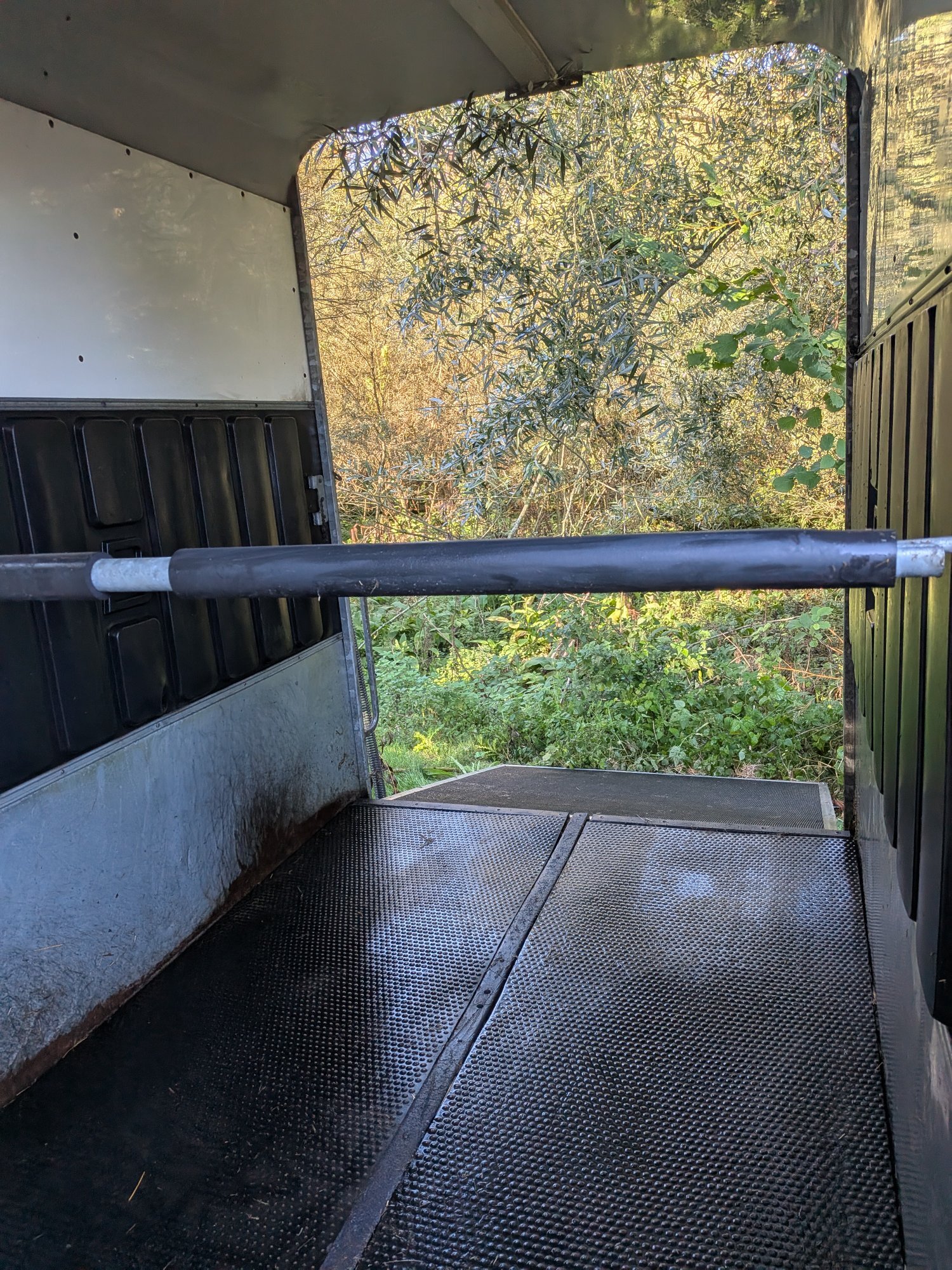  Bateson Deauville  Horse Trailer