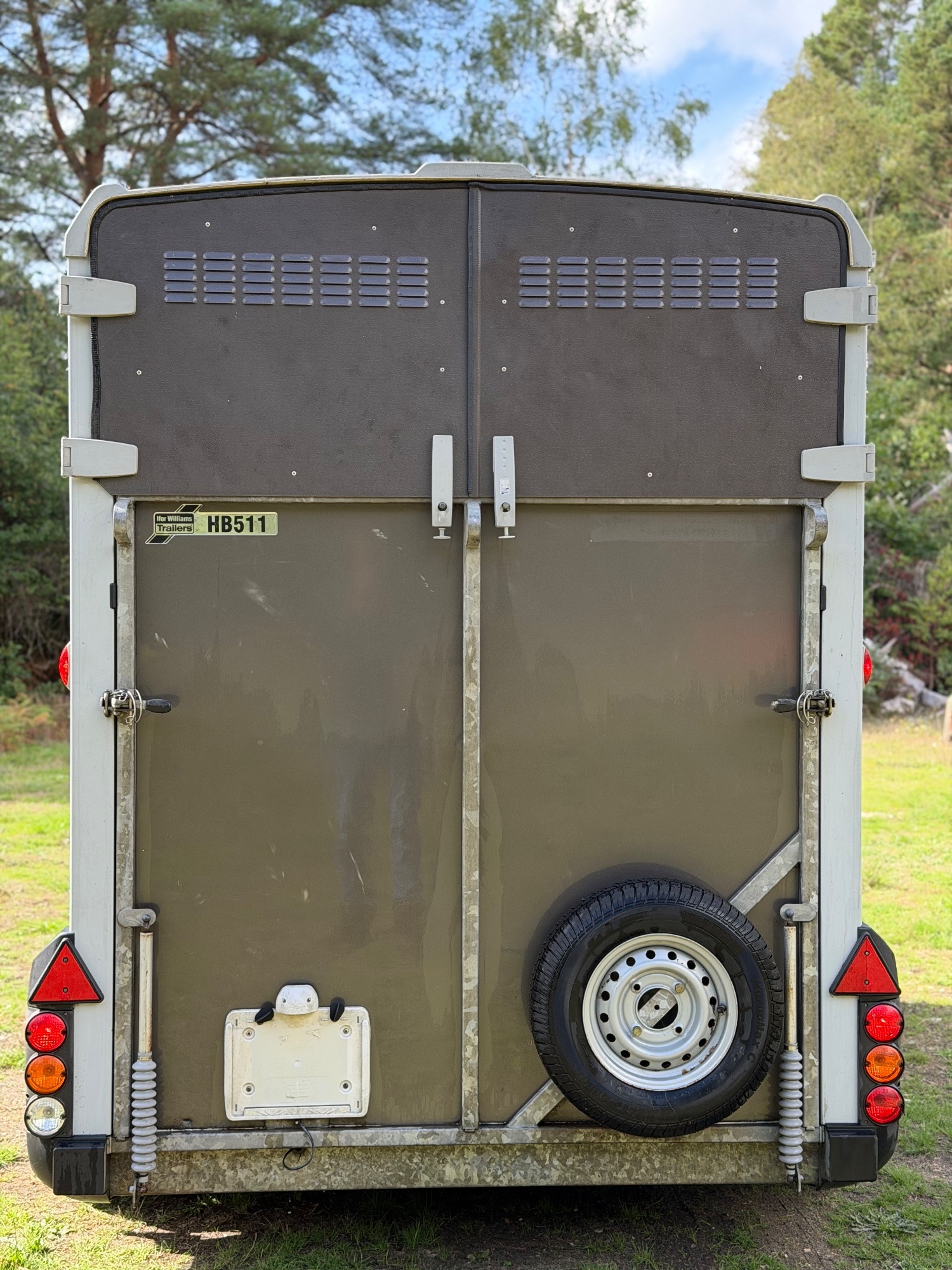 Ifor Williams HB511  Horse Trailer - Horse Trailers in 