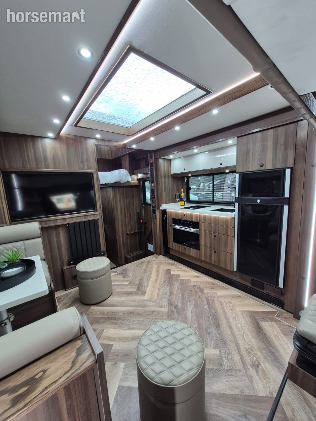 Horseboxes Over 7.6 Tonnes - Cooke Platinum - March Delivery -  Scania Horsebox