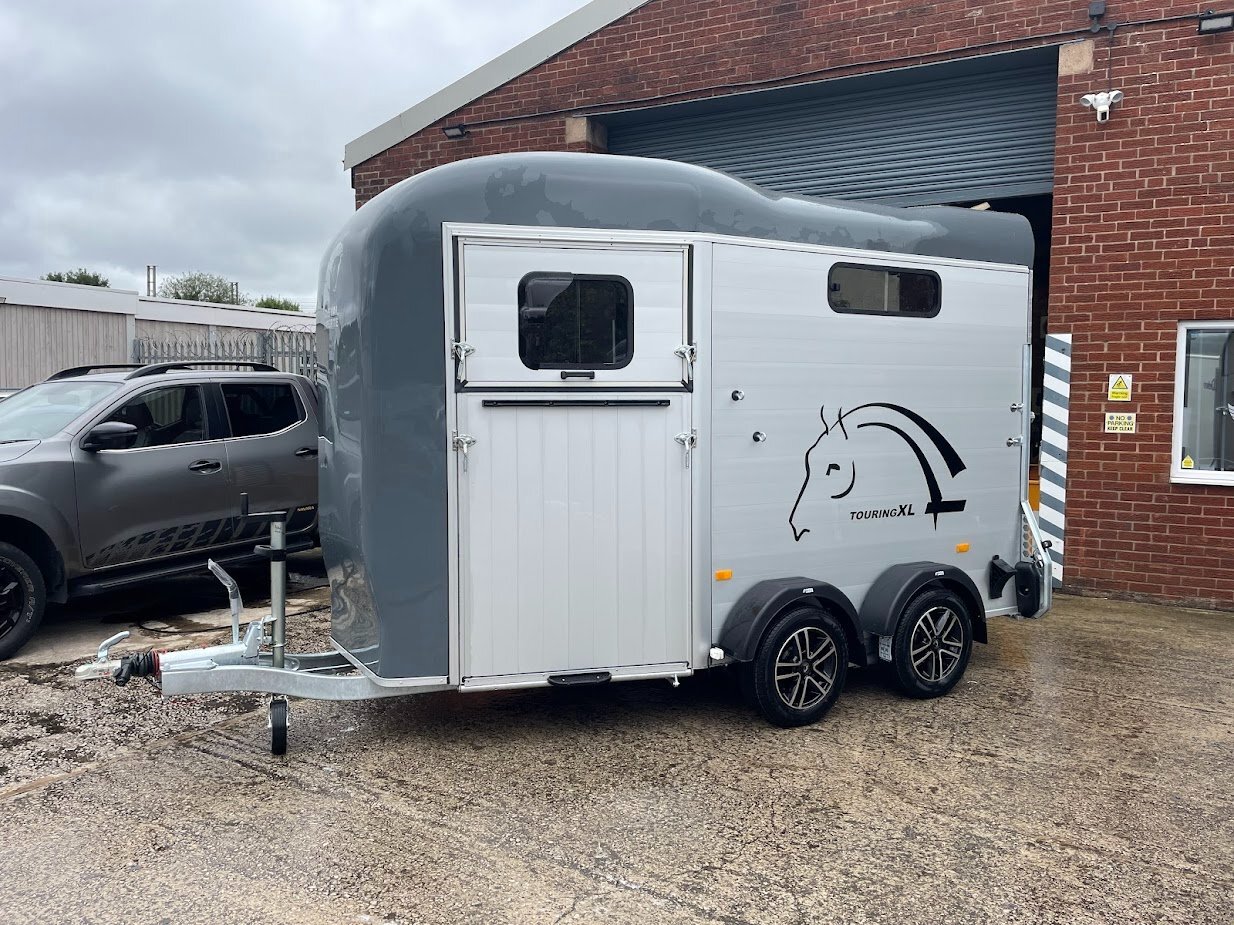  Cheval Liberte Touring XL   Horse Trailer