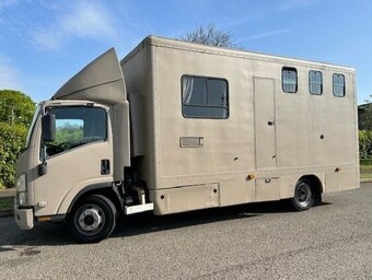 Isuzu Stalled for 3 - Smart living - Full tilt cab Horsebox