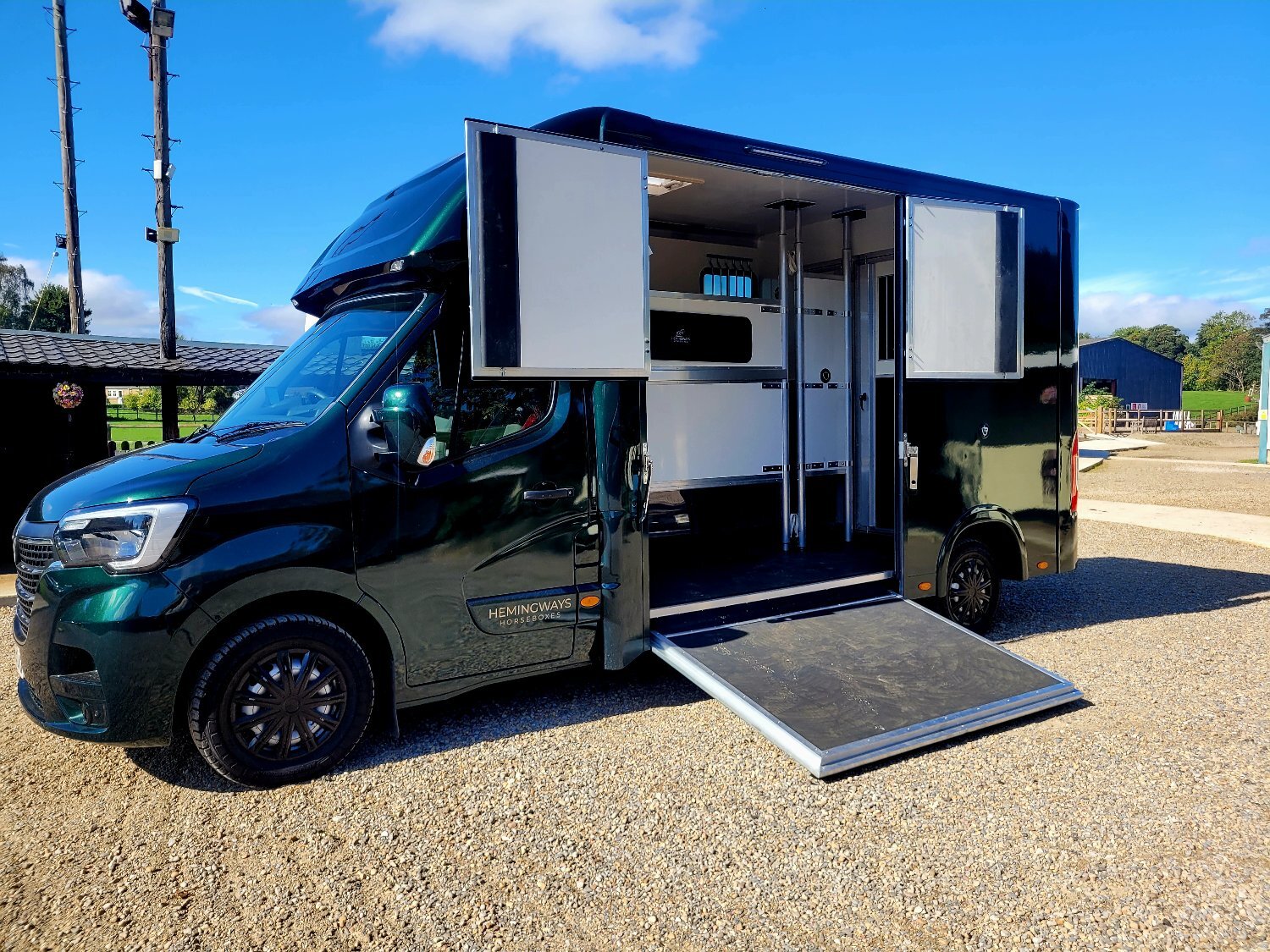 Hemingways  Longstall  Renault Trucks Horsebox