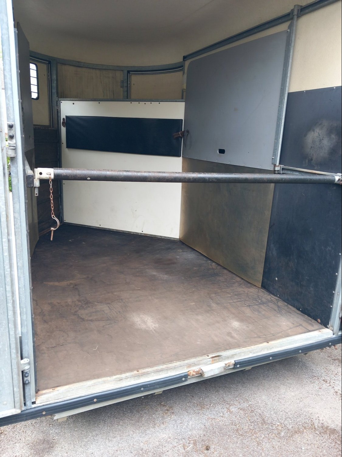  Fautras Oblic +2  Horse Trailer