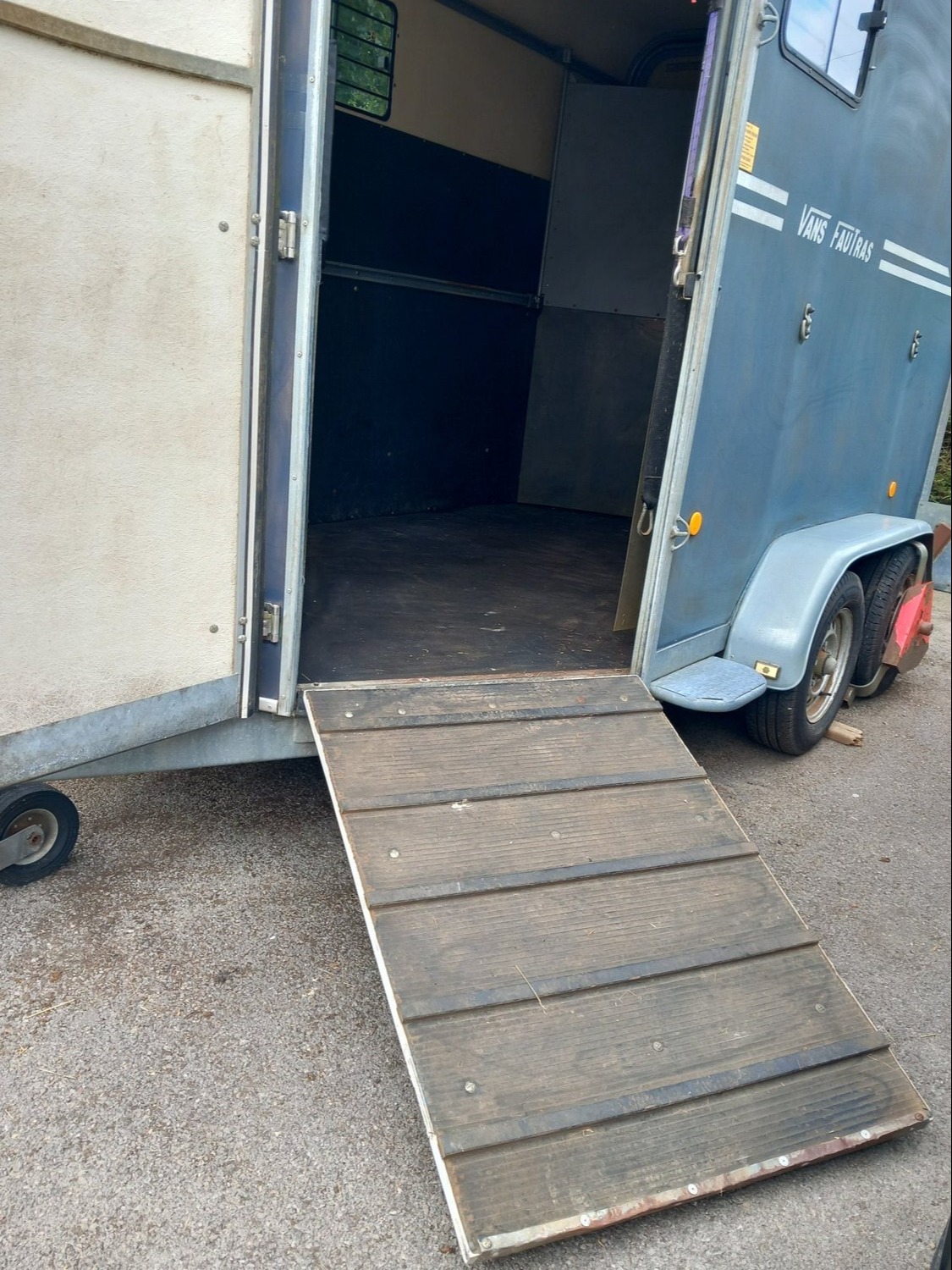 Fautras Oblic +2  Horse Trailer - Horse Trailers in 