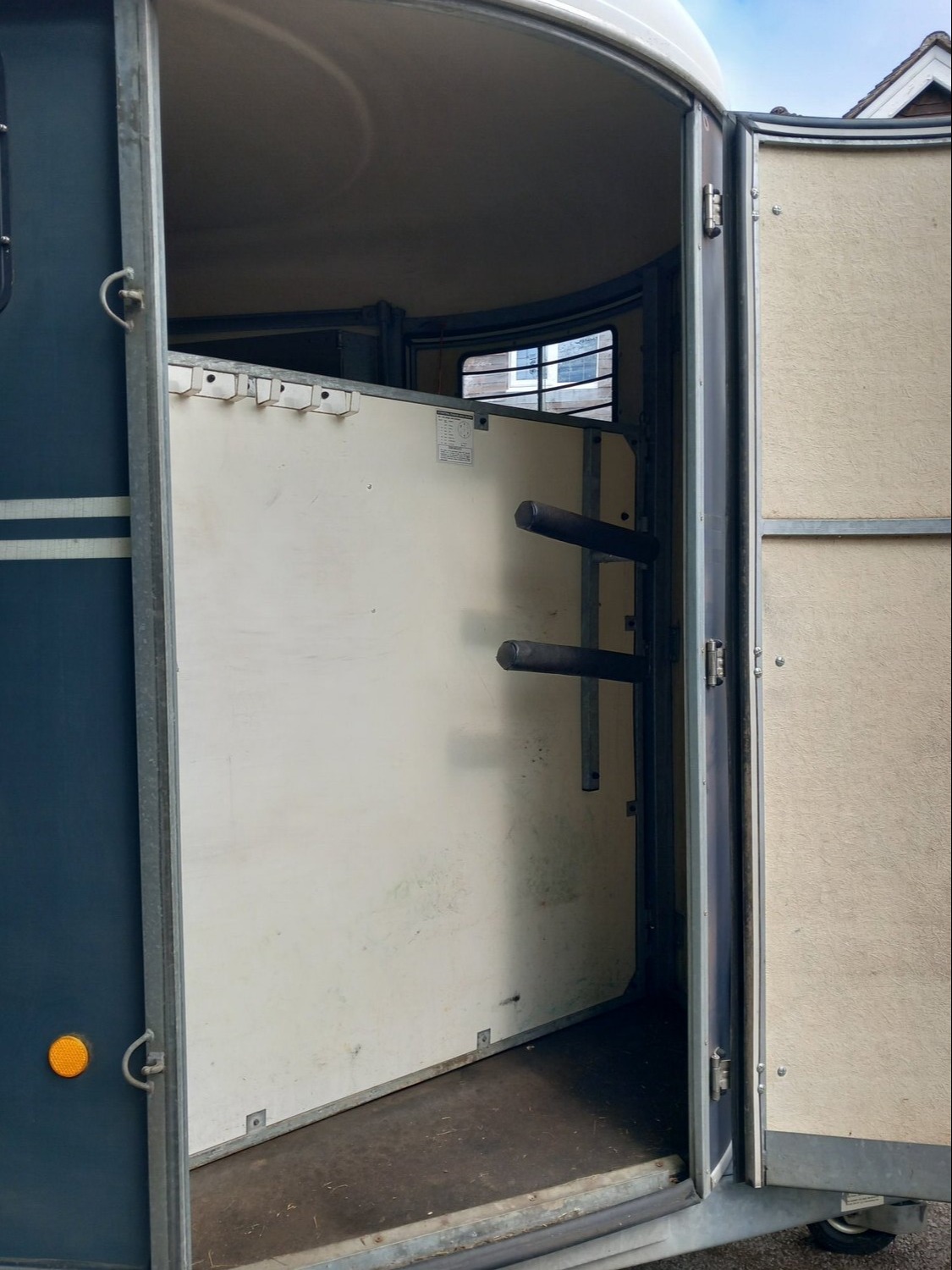 Fautras Oblic +2  Horse Trailer - Horse Trailers