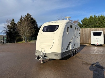 2014 Equi-Trek Star-Treka Horse Trailer