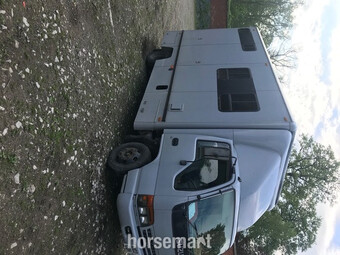 1998 Isuzu Isuzu Horsebox