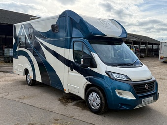 Bloomfields 4.5T EVENTOR Automatic with Air Con Fiat Horsebox