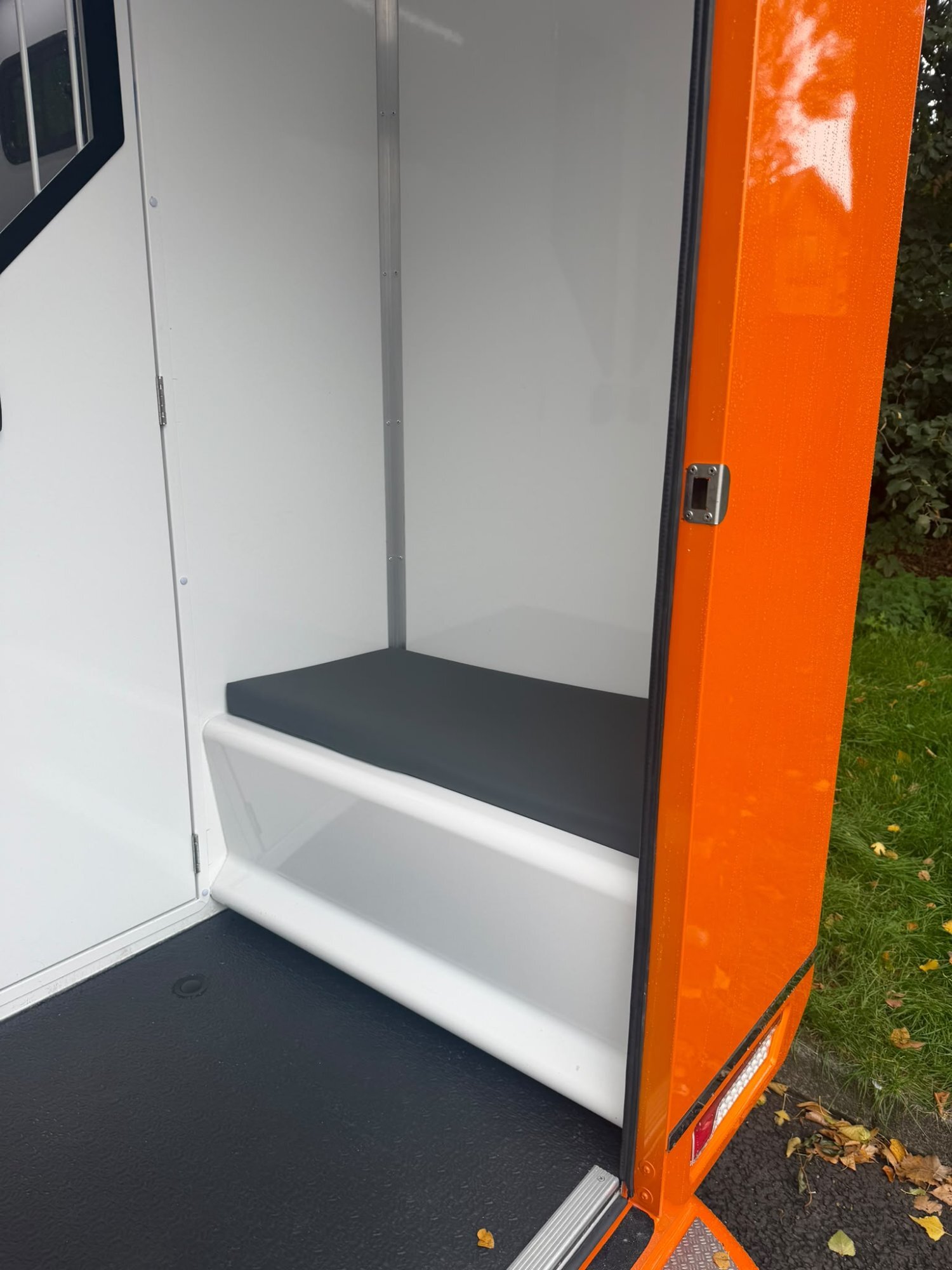 John Oates transporter professional plus  Renault Horsebox 