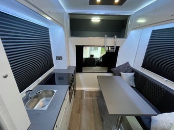 2014 Iveco Eurocargo Horsebox
