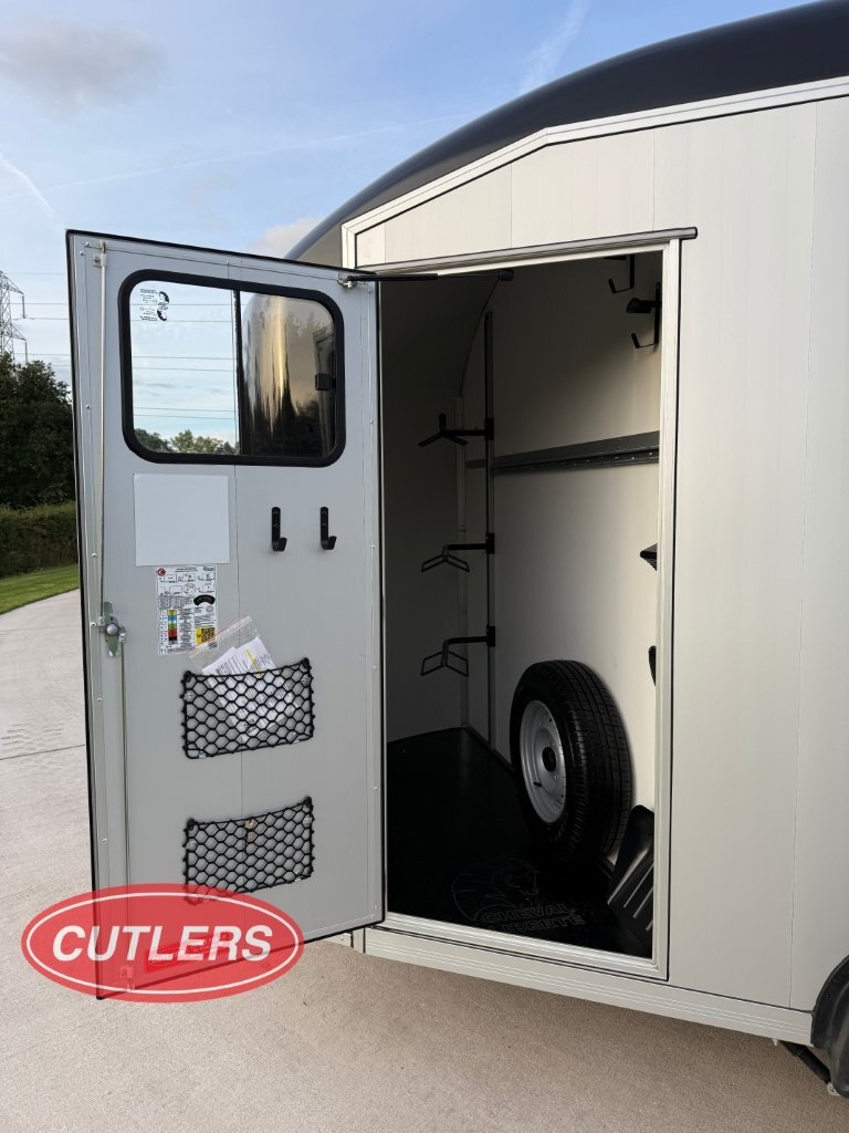 Cheval Liberte Maxi 3 Up to 3.5 tonnes Horse Trailer 